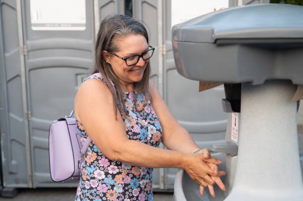 Best Portable restroom trailer rental  in Lenoir, NC